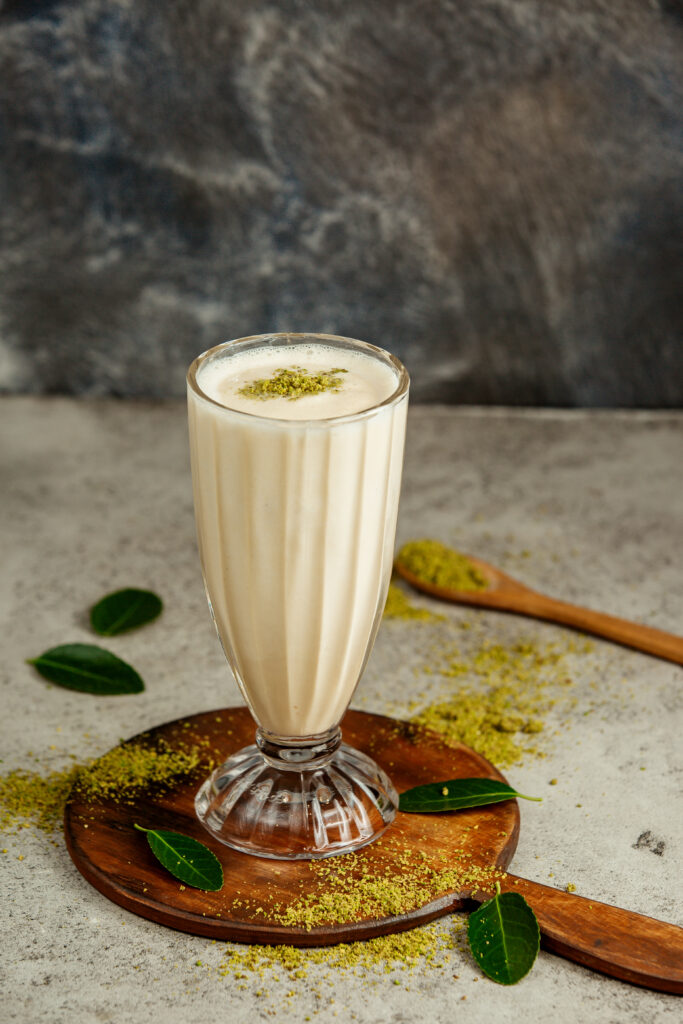 Roasted gram (or chickpea) high-protein shakes are a unique1